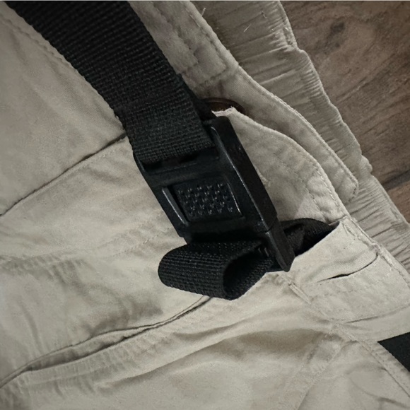 The North Face Cargo & Transformer Khaki Pants - Picture 3 of 6